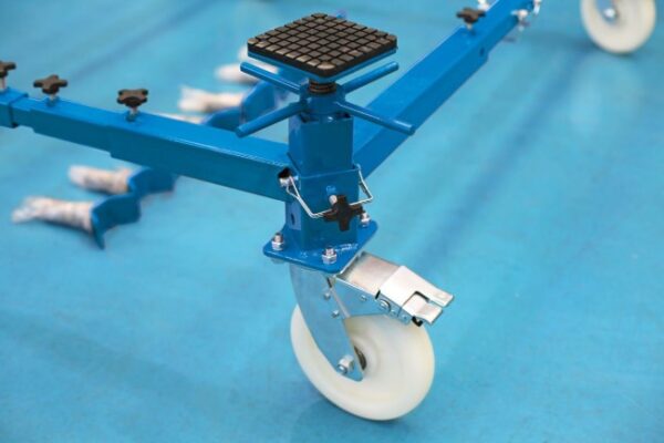 4 Post, 4 Wheel Vehicle Shell Dolly - 900kg - Image 7